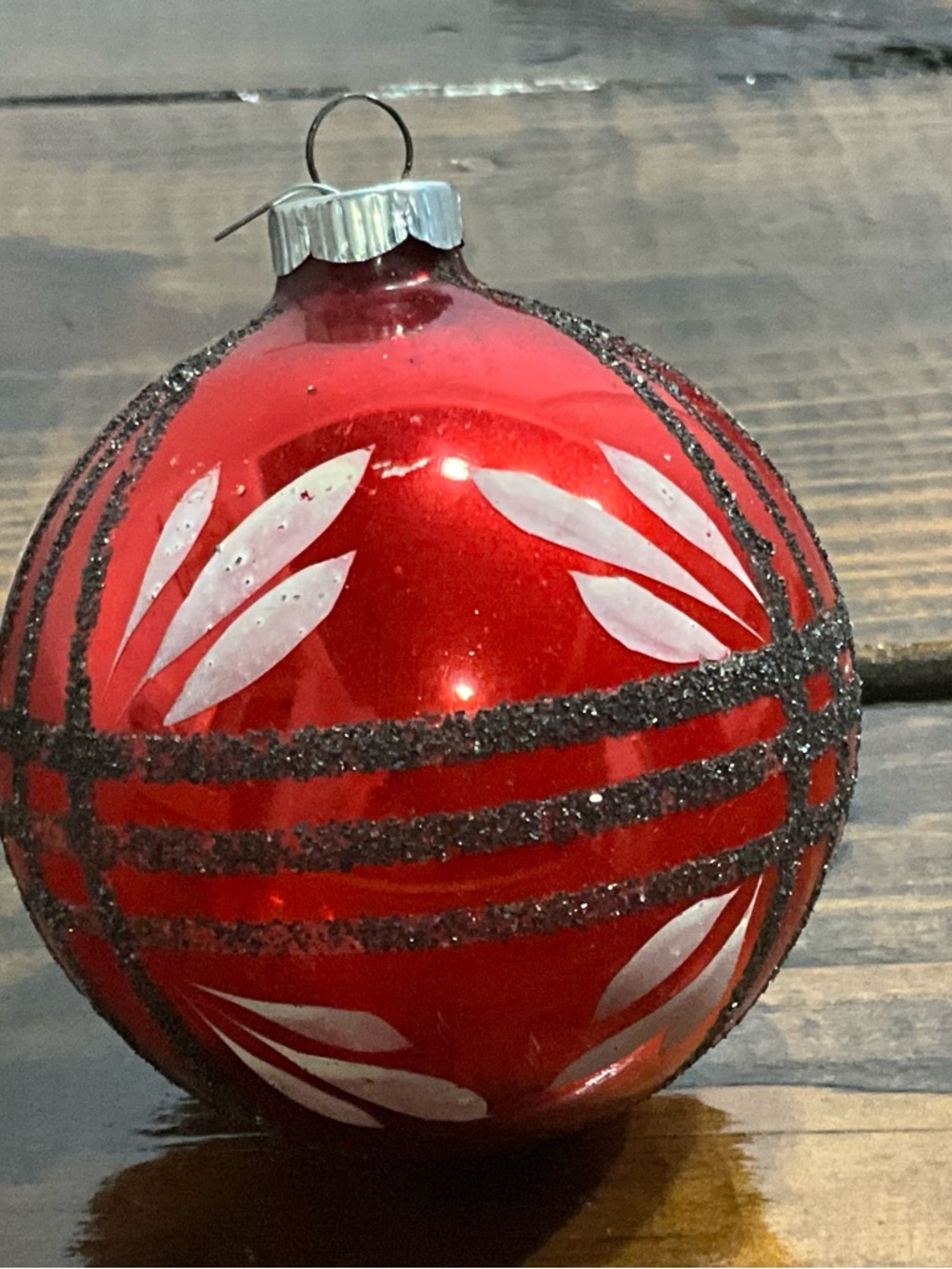 Vintage Large Red Shiny Brite Ornament Germany Black Mica Pattern MCM - Picture 3 of 5